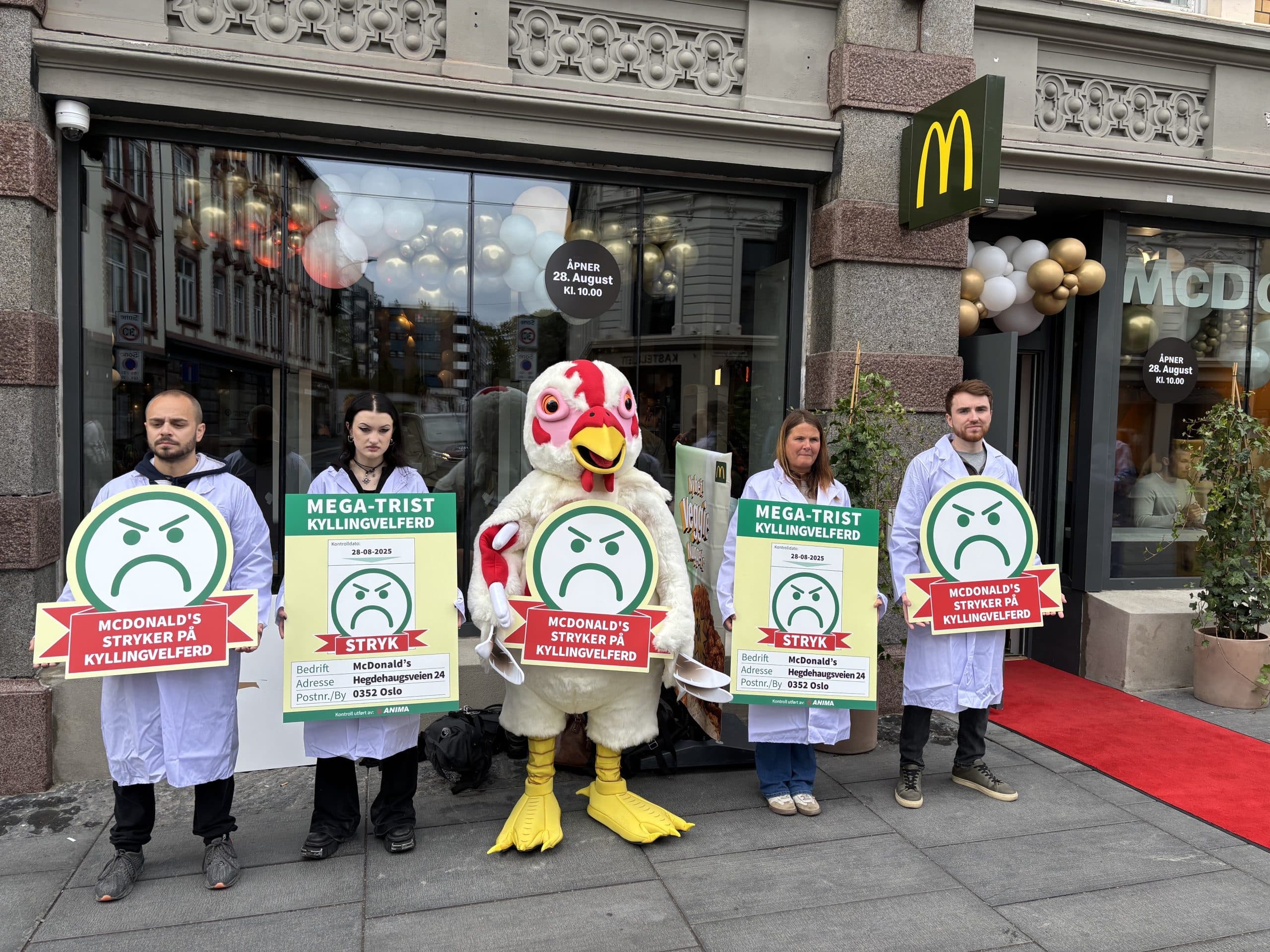 Aksjon utenfor en McDonald's Restaurant